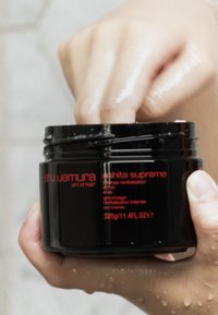Shu Uemura ASHITA SUPREME | INTENSE REVITALIZATION SCRUB - Schampo
