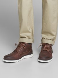 Jack & Jones - TUBAR - Šněrovací kotníkové boty - brown Miniatura obrázku 1