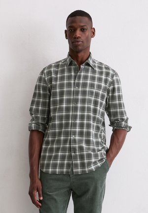 Groen en witte geruite blouse met lange mouwen, opgerold aan de manchetten, met een klassieke kraag en gladde katoen stof.