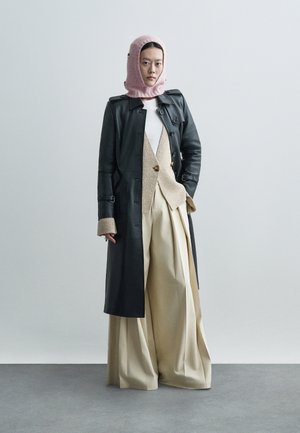 Stine Goya Fejkendő - pink