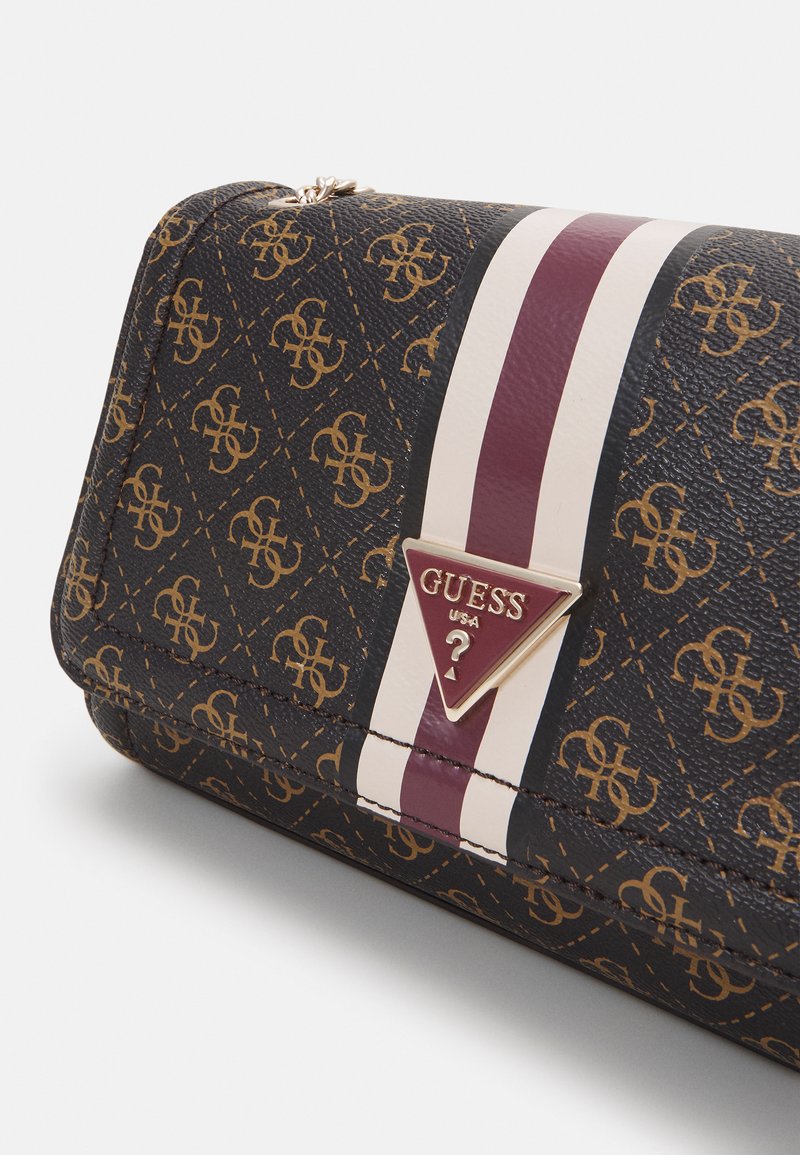 GUESS Borsa tracolla Noelle convertible xbody flap brown
