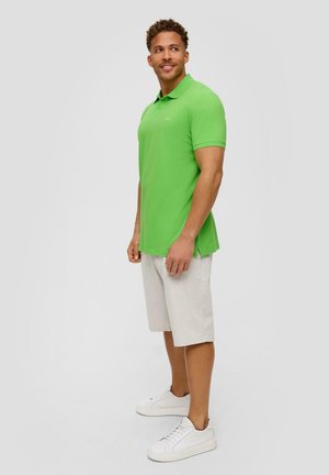 s.Oliver MIT LOGO-DETAIL - Poloshirt - grün