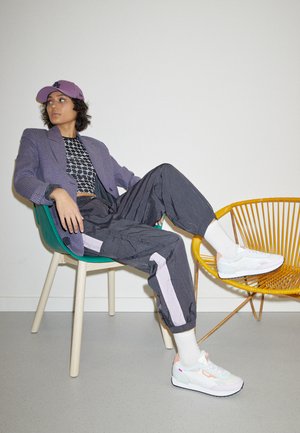 FUTURE RIDER - Sneakers basse - pristine/lavender fog/ice flow
