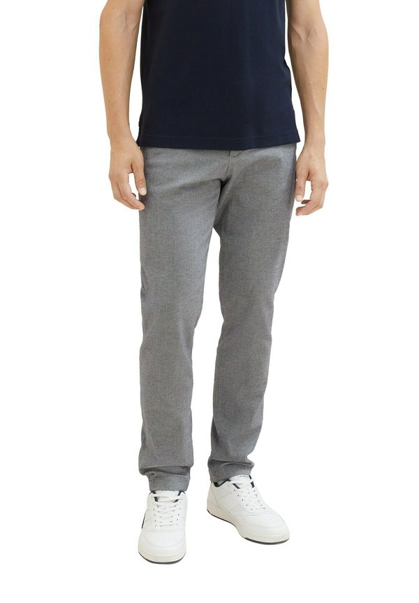 TRAVIS SLIM - Chinos4