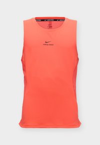 Non sélectionné, laser crimson/(black)