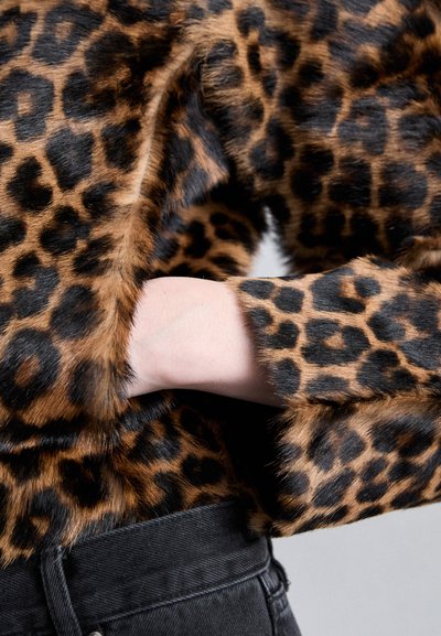 By Malene Birger ROWANI - Nahkjakk - leopard