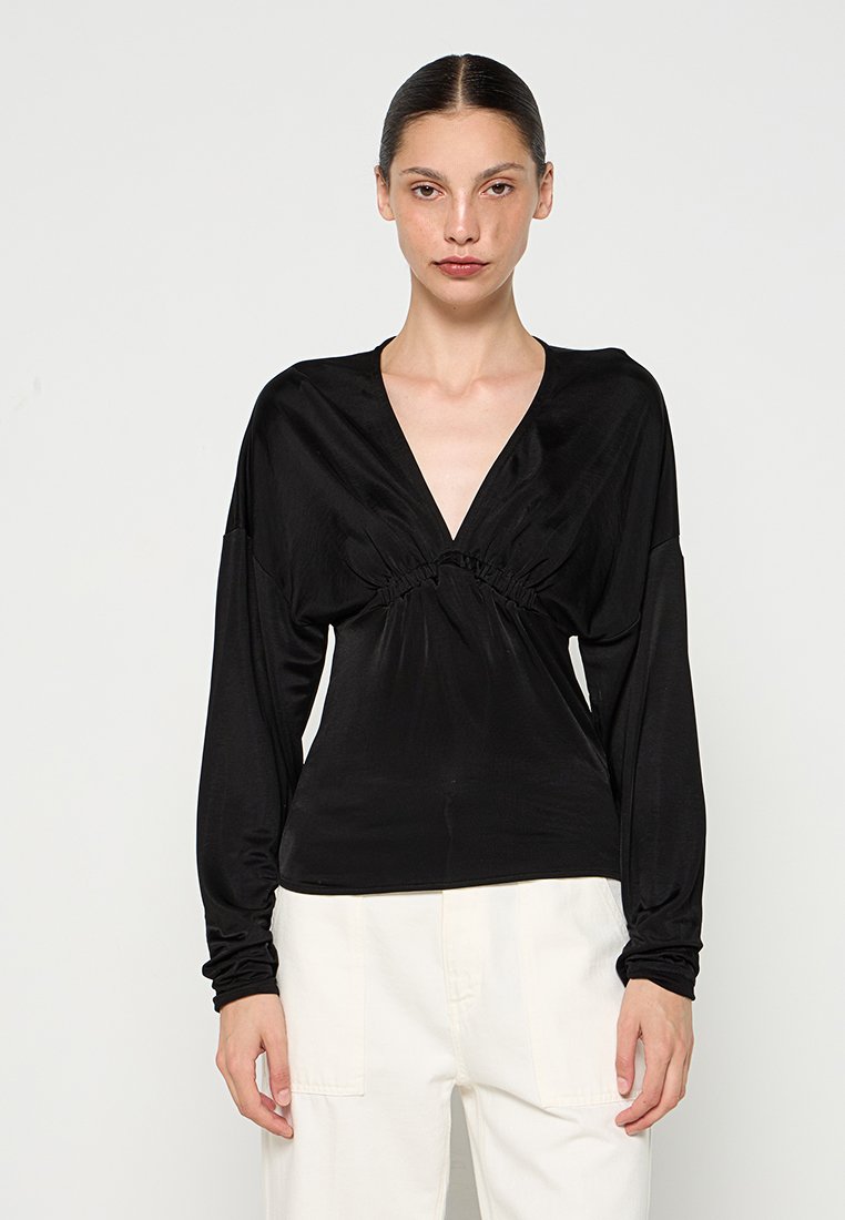Iro Blouse zwart Iro Blouse zwart