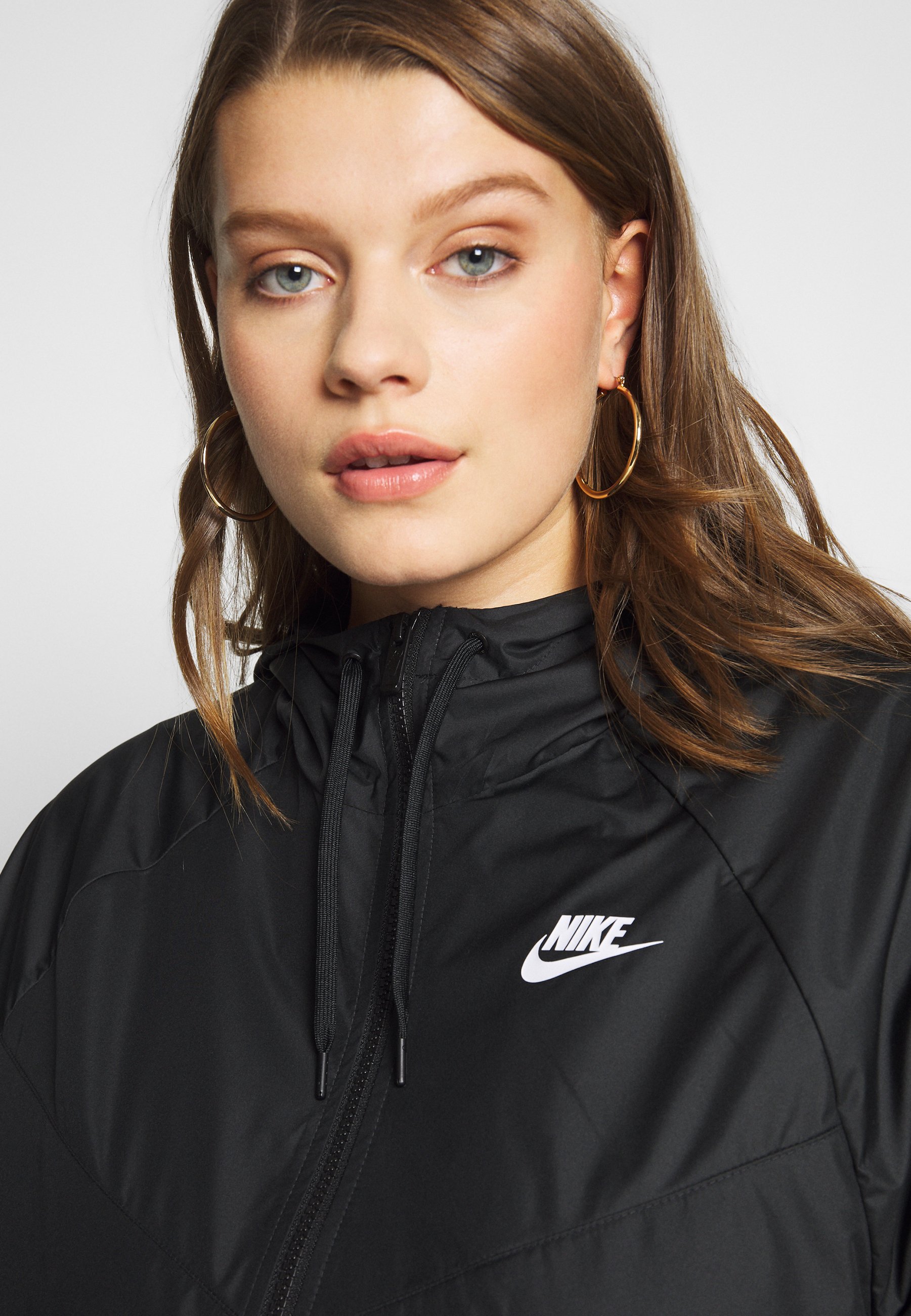 Nike Sportswear PLUS Lett jakke blacksvart Zalando.no Nike Sportswear CORE Lett jakke blacksvart Zalando.no