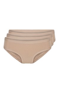 Beige katoenen ondergoed met een gladde textuur, voorzien van een klassieke pasvorm en een elastische tailleband; drie stuks in een rij gestapeld.