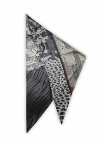 Multicolore sjaal met bloemen-, dierenprint en geometrische patronen. Bevat tinten grijs, zwart en beige. Driehoekige vorm met wisselende texturen.