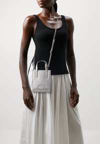 JOOP! COFANO RAMI TOTE - Borsa a tracolla - silver