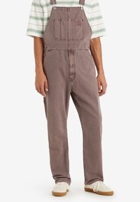 Levi's® Workwear RED TAB™ OVERALL - Kombinezoni - super sour