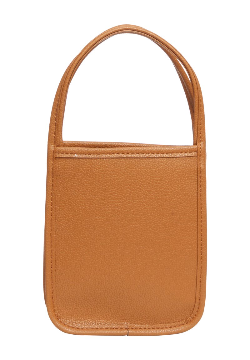 Borsa a tracolla in pelle color tan con superficie texturizzata, forma rettangolare e due manici arrotondati. Nessuna ferramenta o chiusure visibili.