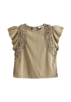 Haut à manches courtes de couleur marron clair, en tissu doux, avec des détails en dentelle sur les épaules et une fermeture à œillet dans le dos.