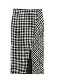 Gonna a tubino midi a quadri bianco e nero con pannello frontale sovrapposto caratterizzato da un motivo a quadri più piccolo e uno spacco laterale.