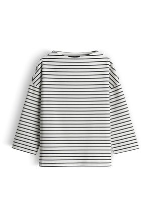 Haut à manches longues rayé blanc et noir. Caractéristiques : encolure large, coupe carrée, épaules tombantes et texture douce en coton.