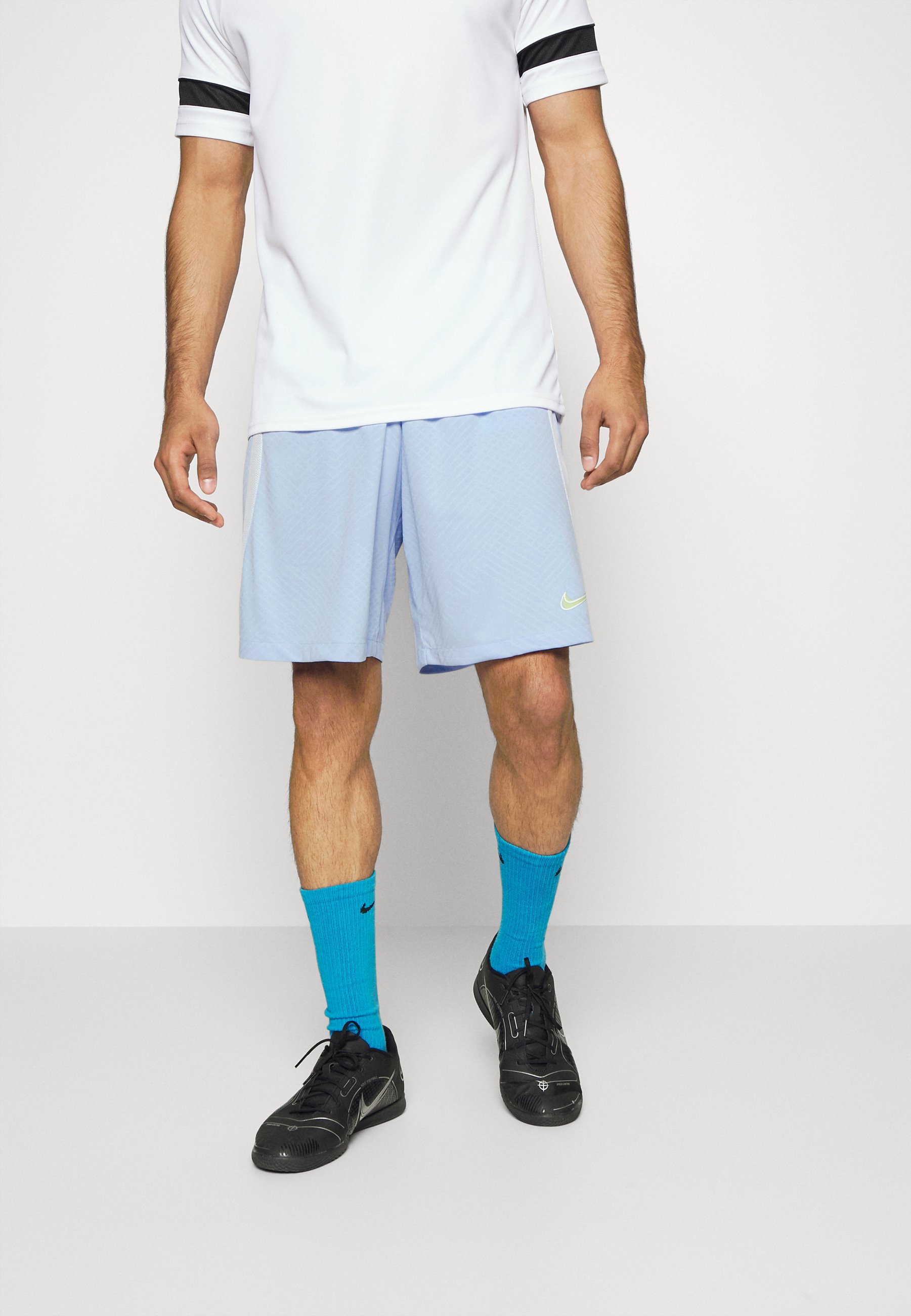 Nike Performance STRIKE SHORT - Sports 