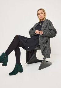 Tamaris Boots à talons - green