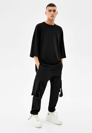 Pantaloni cargo - black