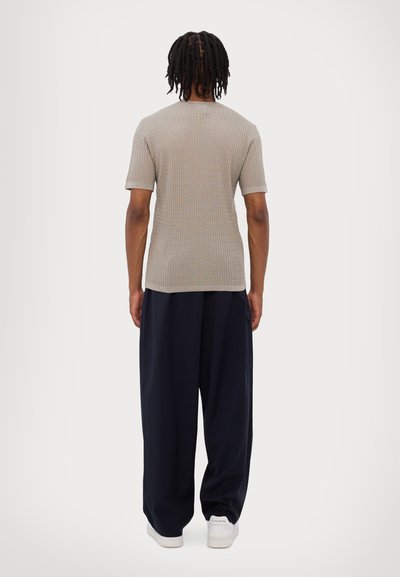 Emporio Armani Džemper - treccia perla