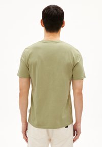 ARMEDANGELS JAAMES - T-Shirt basic - light matcha