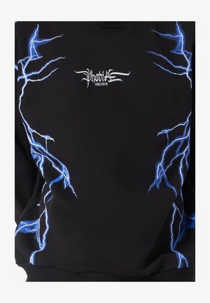 Felpa nera con design a fulmine blu sul davanti, con logo ricamato in bianco sul petto. Tessuto morbido.