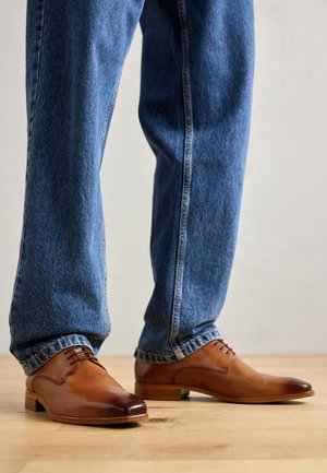 BOND 1 - Stringate eleganti - tan/navy/orange/beige/rich tan
