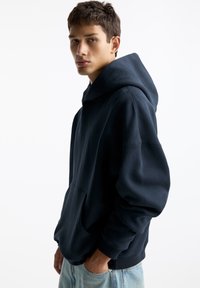 Thumbnail Image 6