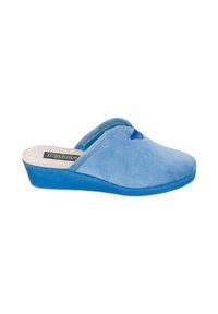 Zapatilla de estar por casa deslizante de color azul suave, con puntera cerrada, plantilla acolchada y suela ligeramente elevada para mayor comodidad en interiores.