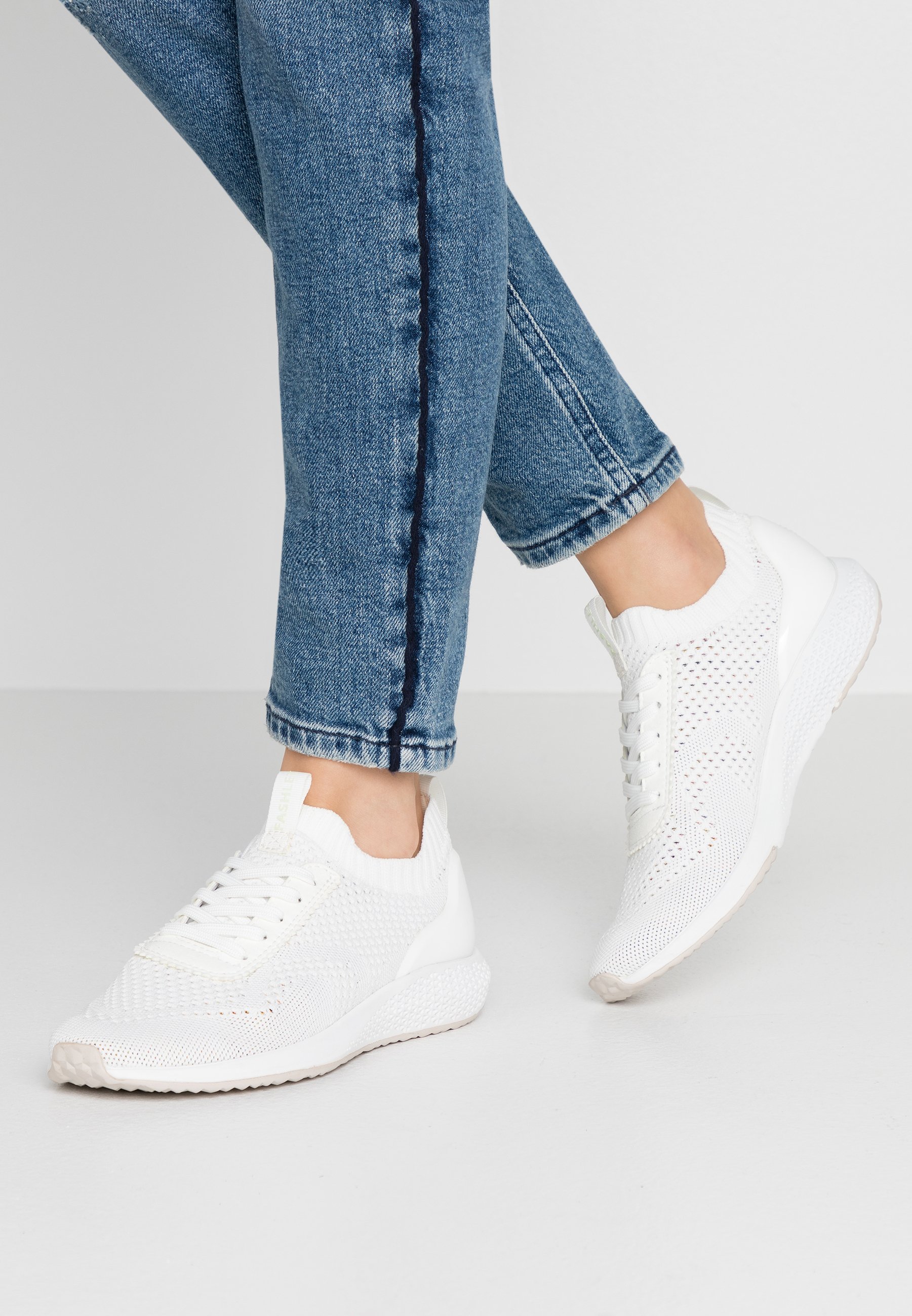 Tamaris Fashletics Sneakers laag - white/wit - Zalando.nl