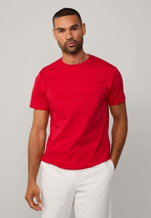 CLUB EMBOSS - T-shirts print - race red
