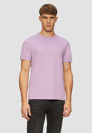 - T-shirt basic