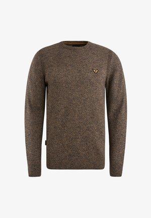 Brązowy sweter dzianinowy z okrągłym dekoltem, teksturowanym materiałem i małym haftowanym logo na piersi. Żebrowane mankiety i dół.