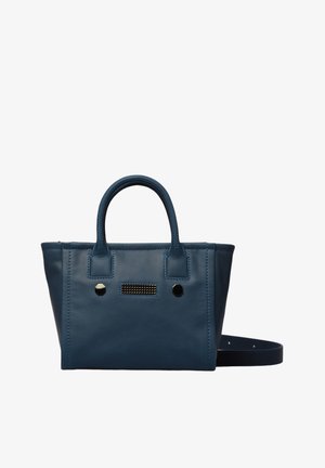 Blauwe leren handtas met twee handvatten bovenaan, een afneembare schouderriem en metalen accenten. Bevat gestikt detail en een getextureerd paneel aan de voorkant.