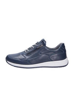 Sneaker in pelle blu navy con suola bianca, cerniera laterale e lacci bianchi e neri, mostrato di profilo verso sinistra su uno sfondo bianco.