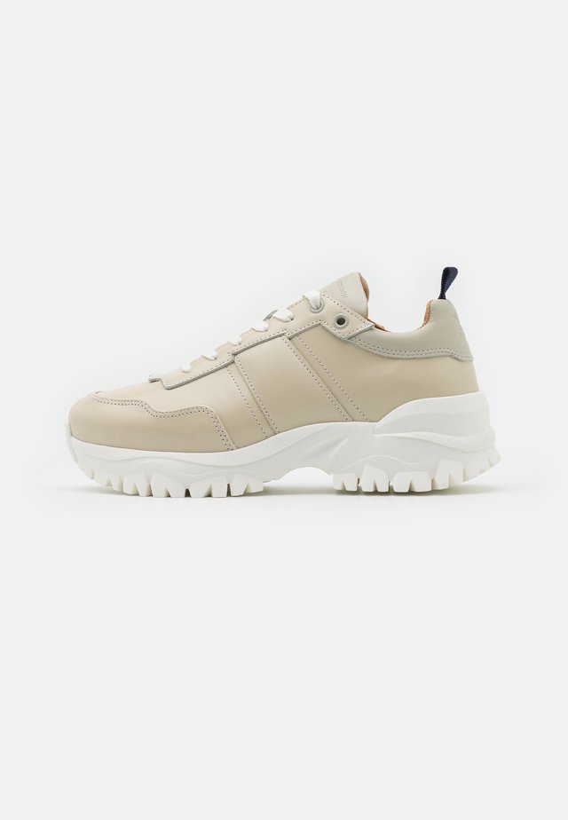 AFRIA - Sneakersy niskie - offwhite