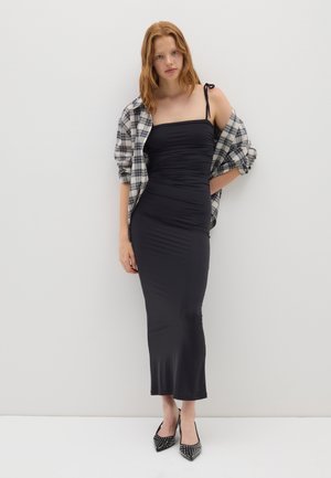 Vestido de tubo - black