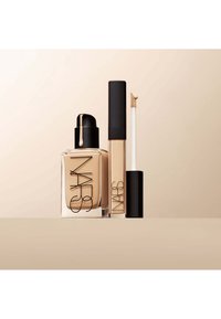 NARS LIGHT REFLECTING FOUNDATION - Foundation - belem