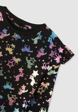 T-shirt nera a maniche corte con motivi olografici colorati di unicorni e stelle, tessuto morbido e scollo rotondo.
