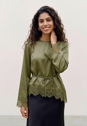 Vero Moda, ASYMMETRICAL TOP VMMIRO TOP - Blouse - green