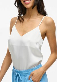 VILA TRÄGER V-AUSSCHNITT - Tops - snow white