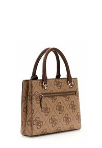 Sac à main marron avec une surface texturée, présentant un motif géométrique et une poche avant zippée. Deux poignées robustes avec des accents métalliques.