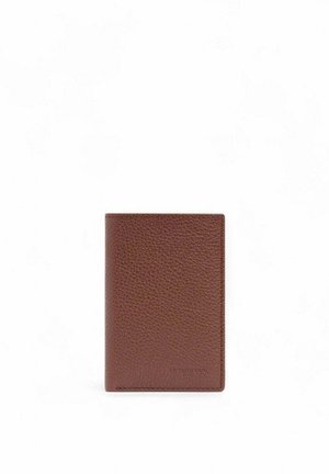 Braunes strukturiertes Lederportemonnaie in vertikalem Design mit schlankem Profil und ohne sichtbare Beschläge oder Akzente.