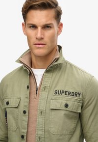 Superdry & Co DELTA  - Camisa - olive khaki