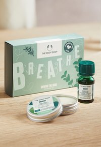 The Body Shop G2 INTRO BREATHE AR24 A0X - Skincare set