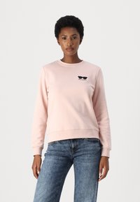 KARL LAGERFELD OVERSIZED EMBROIDERED SUNGLASSES - Camisola - rose smoke