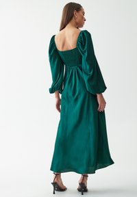 CALLI IVY GATHERED - Maksikleit - emerald