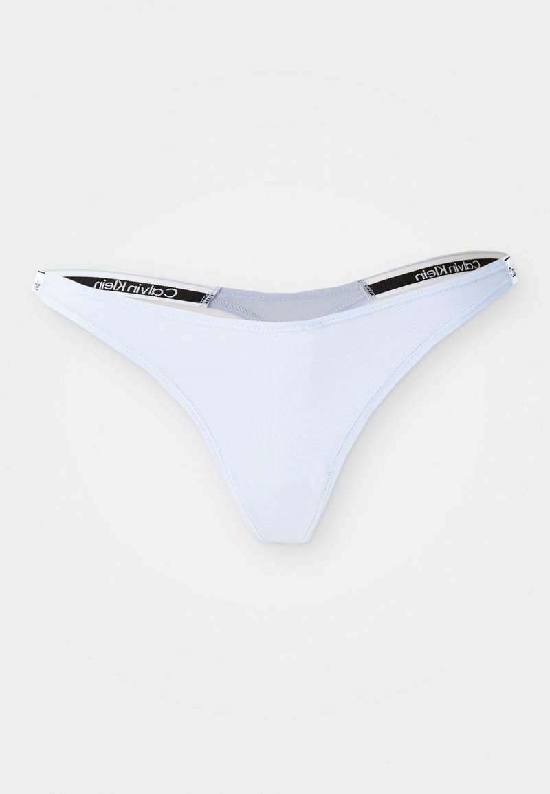 Calvin Klein Underwear DIPPED STRING THONG ICON LOGO - Tanga - casual ...