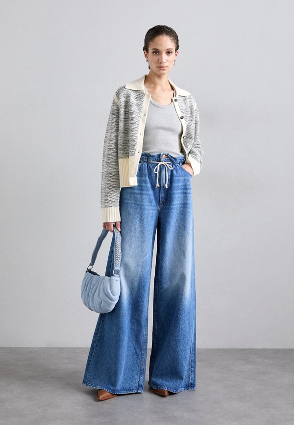 SNACKS THE DOGGIE BAG HEEL  - Wide Leg4