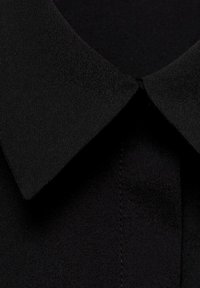 Mango Skjortebluser - black